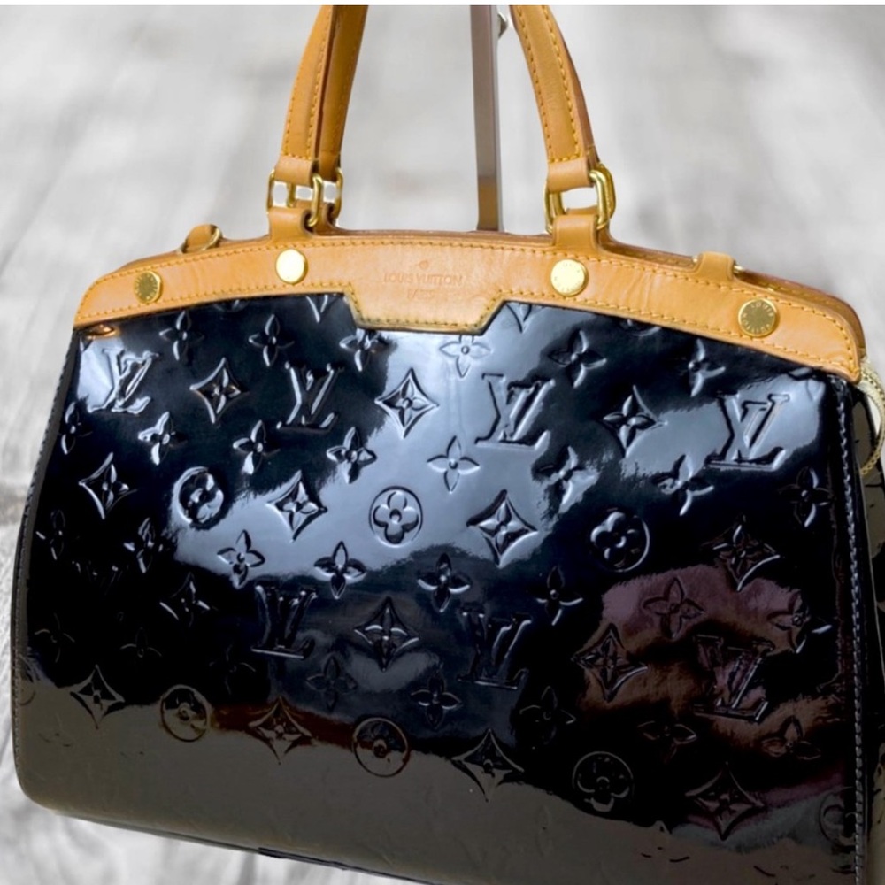 LOUIS VUITTON / Black Vernis MM
(AUTHENTIC)